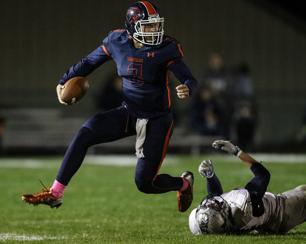 Oswego vs Oswego East Football