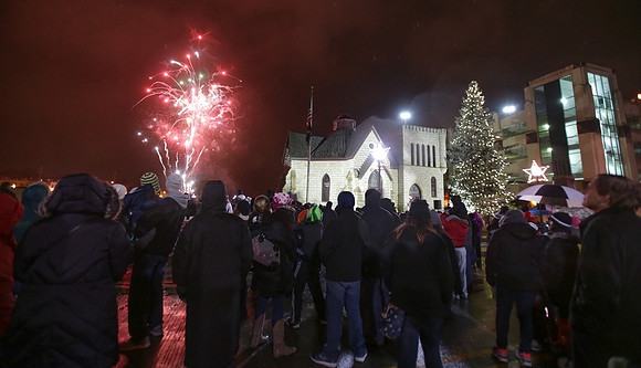 2015 Aurora Winter Lights Festival
