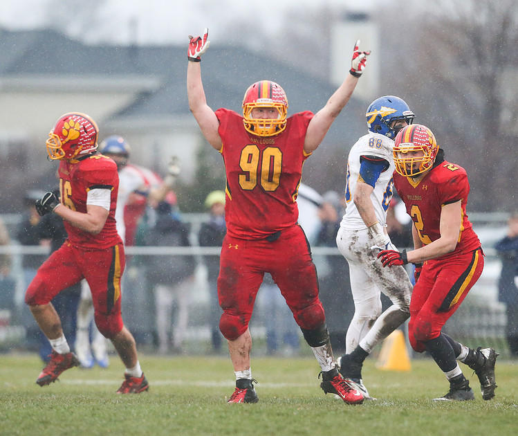 Batavia Vs Lake Forest 6A Playoffs 2013