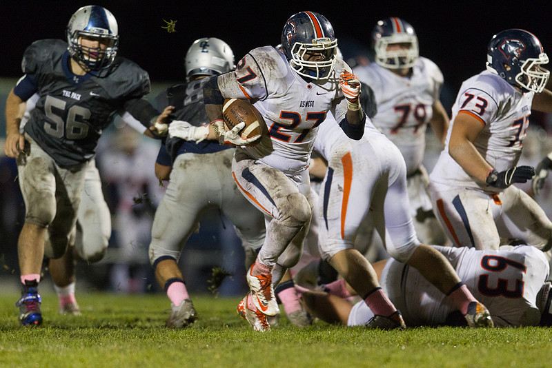 Oswego East vs Oswego