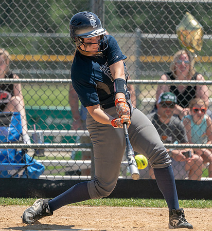 Oswego East class 4A softball regional final