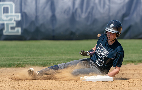 Oswego East class 4A softball regional final