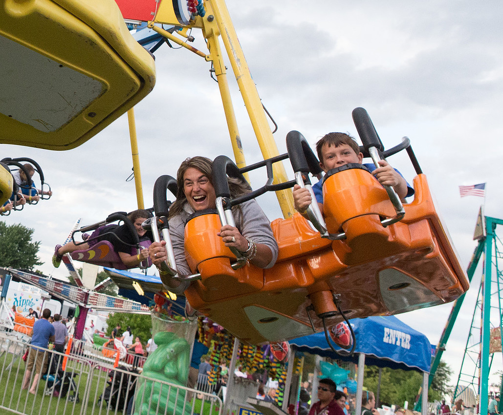 Fantasy Ammusement Co.. Kane County Fair