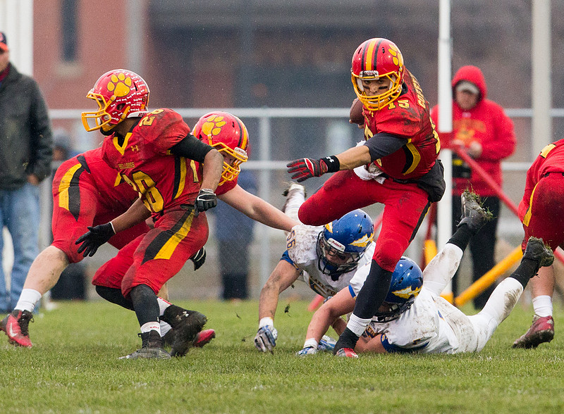 Batavia Vs Lake Forest 6A Playoffs 2013