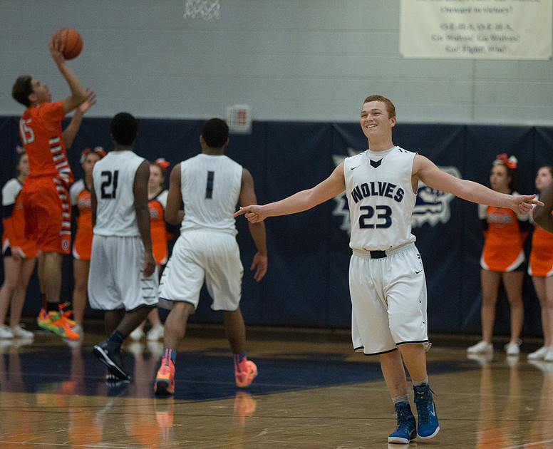 Oswego East vs Oswego