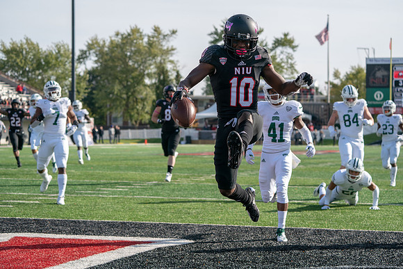 dc.sports.1015.NIU Ohio football