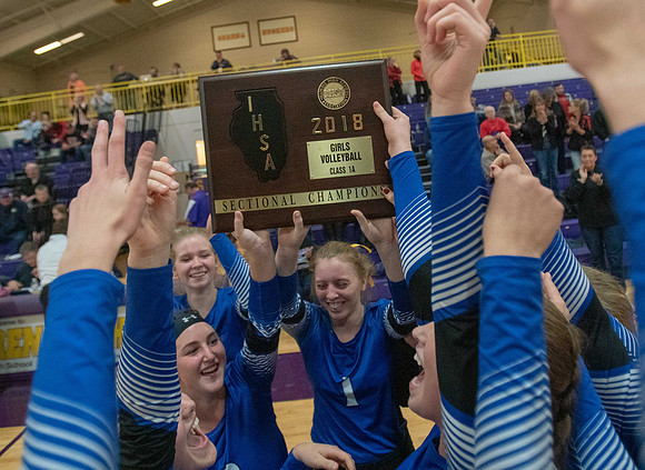 KCR.110718.SPORTS.Newark volleyball